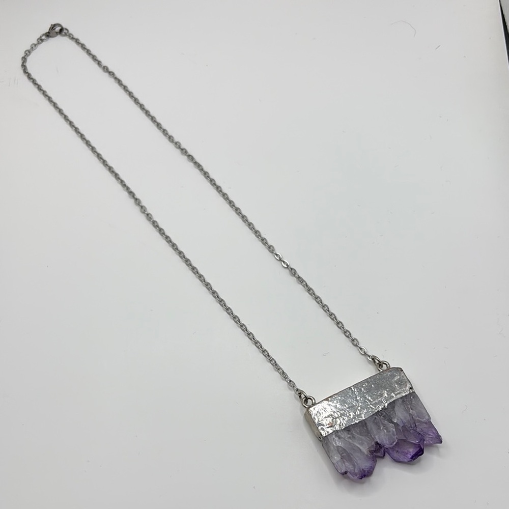 Silver and Purple Crystal Pendant Necklace
